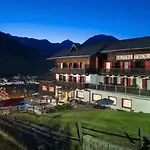 Teola Hotel