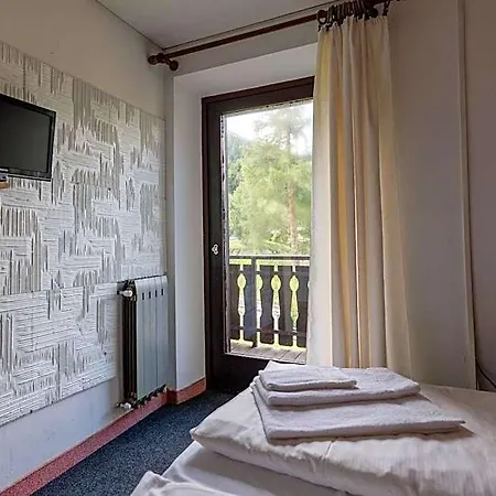 Hotel Teola