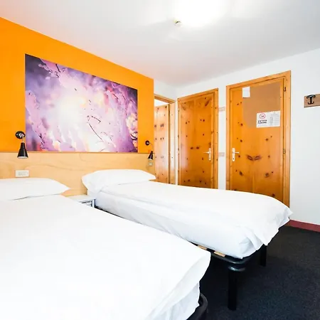 Hotel Teola 2*